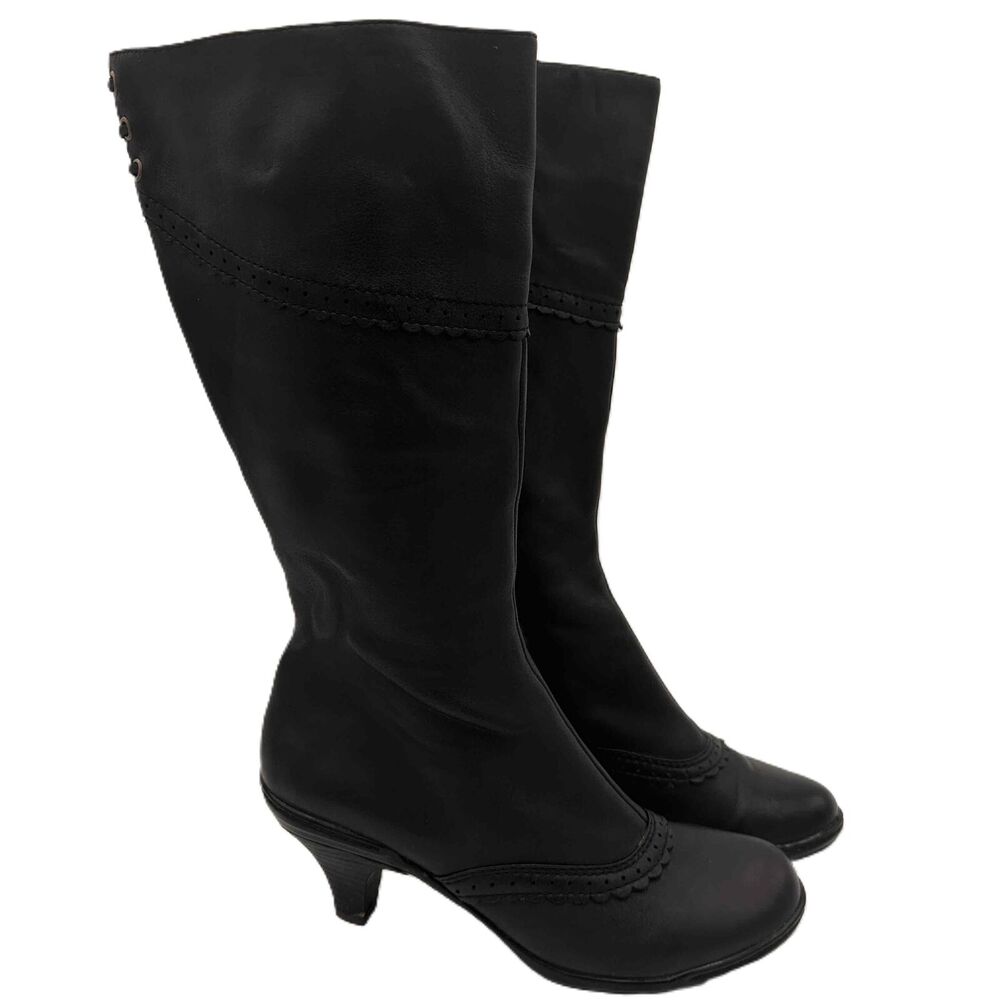 Sofft Black Leather Tall Ceville Brogue Scalloped Boots Size 8